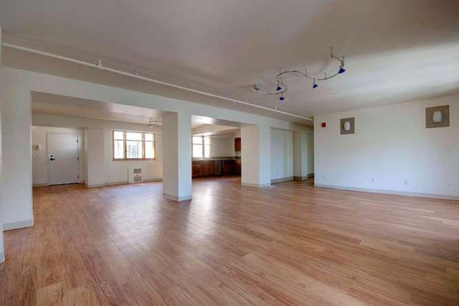 1005 - 1005 12th St. (6BR/  4BA) Apartments