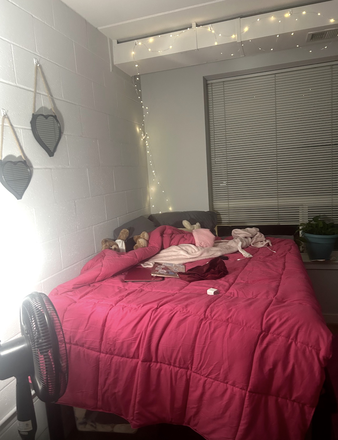 Bedroom - HH Cresmont Apartments