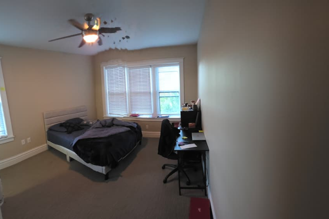 Bedroom - Spacious Apartment on Eastgate