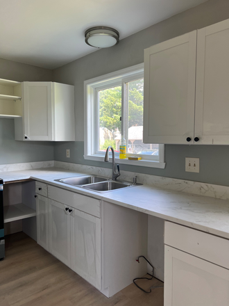 Kitchen - AVAILABLE NOW!  Fully Renovated 3 Bedroom, 4 Bathroom Townhome