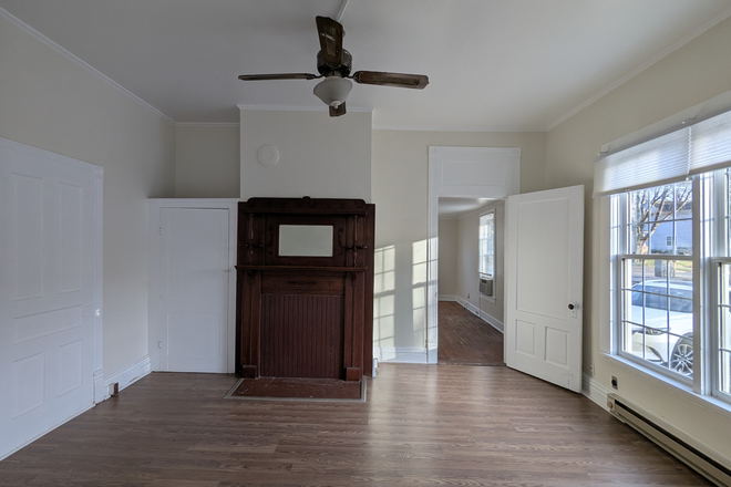 Living room 1 of 2 - Charming 1-BR Apt - Prime Spot near Square and MTSU