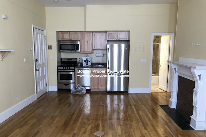 a - Right by Newbury and the Pridential Apartments