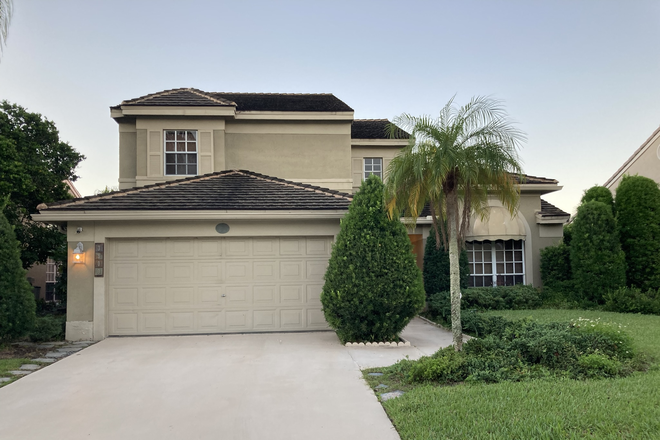 Front of the House - Tranquility Awaits! House