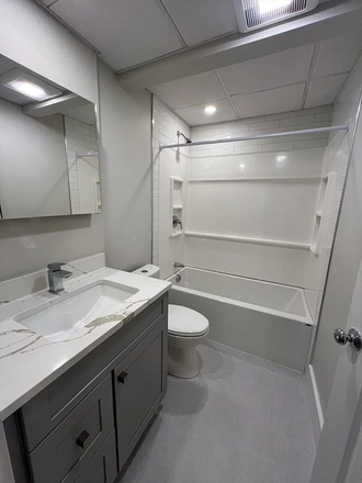 apartment - Umass/JFK/2 bedrooms Apartments