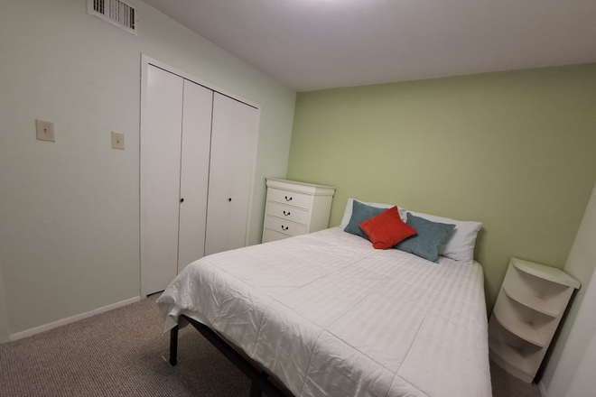Bedroom2 Picture - AVAILABLE NOW - Furnished Private Rooms Near UTD| All Utilities + High-Speed Internet included House