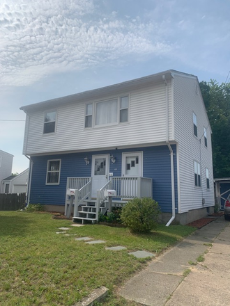 exterior - Clean, well maintained 2 bed in Riverside, East Providence, large deck, yard, parking