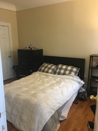 x - Beacon St 1 Bed Kenmore Sq Apartments