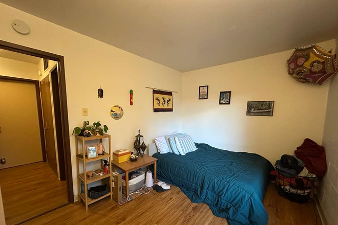 The bedroom that will be available for move‑in.   Items in the pictures belong to my roommate. - Smiley Court