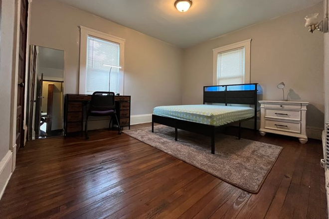Bedroom View- Banner - Spartan's Den - Fully Furnished with all utilities included. Amazing Location -