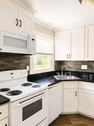 kitchen - 4bedroom 1.5B 7/15,8/1,8/15 11 month lease $3,200 Large 4 bedroom 1.5 bath 6 month lease $3,850