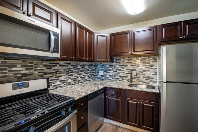 The Preserve at Owings Crossing - The Preserve at Owings Crossing Apartments