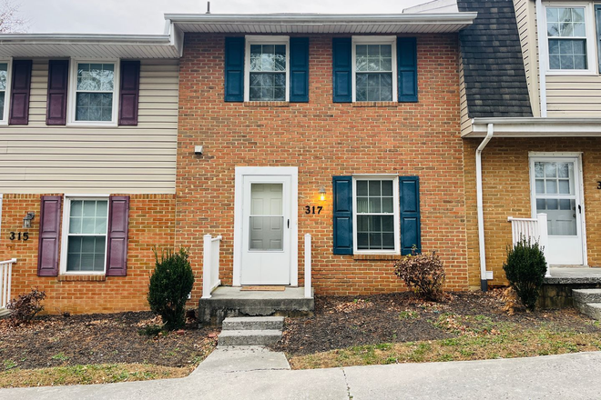 - 2 Bedroom, 1.5 Bath Townhouse
