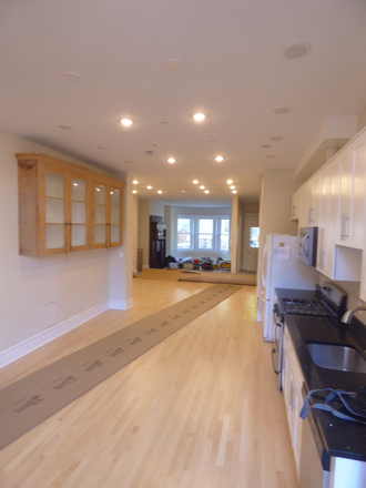 dining room - Amazing Adams Morgan group house - several rooms available!