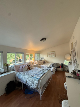 Bedroom - House on the hill