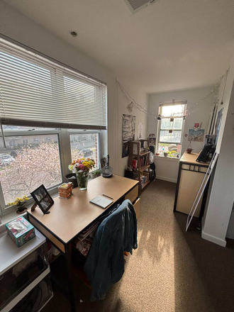 Bedroom - South Campus Commons 3 Spring Sublet Apartments