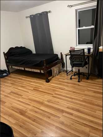 Bedroom - House Bedroom Sublease - Muslim Roommates