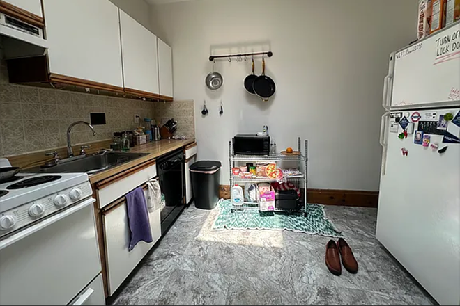 kitchen - 17 Aberdeen st. Apartment, Unit 6