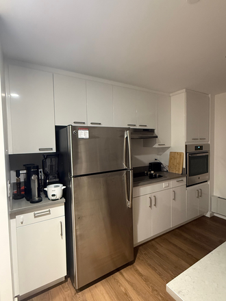 Kitchen - 2b/2b appartment fully furnished on 2-SFP HBS campus Apartments