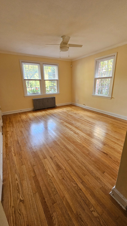 Living Room - Glover Park 1BR + Den Apartments