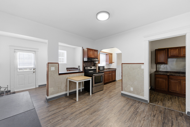 Kitchen - 11115 Wade Park Ave-Single Family Home for Rent on Campus