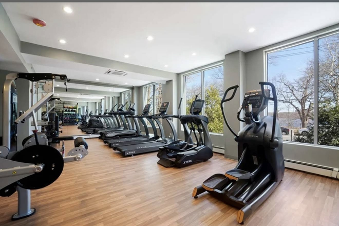 Call NOW for showings! 617-236-8600 - HURON AVE - CAMBRIDGE FURNISHED ROOM FOR RENT! ALL UTILITIES INCLUDED & FREE WIFI! *AVAIL 8/15/202 Apartments