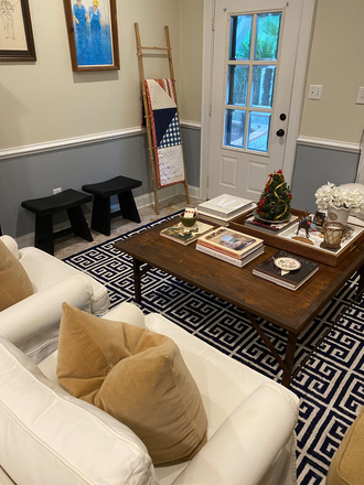 Living room (furniture and rug not included) - 1BR/1BA In-law suite Apartments