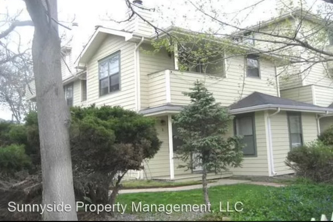 Whoe Apartment - Sunnyside Property Management Apartments