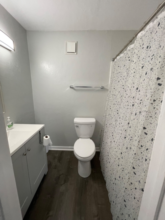 Bathroom - Beautiful apartment Everything Included!!!