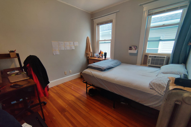 Available Bedroom - Config. 2 - Private Room Available in East Watertown House