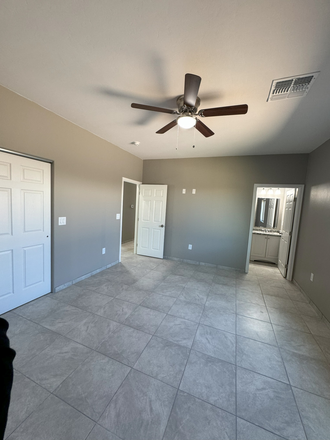 Master bedroom with bath - 328 E Lester Street House