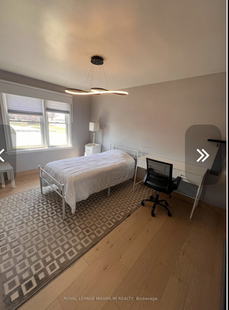 Bedroom - Spacious Bedroom in Quiet, Cozy Home by Ravine & Close to Bus Routes