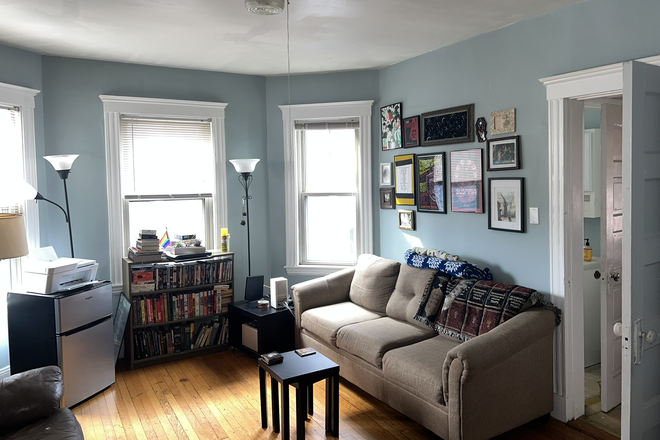 Living room - Seeking 1 roommate for a 4 Bed 1.5 Bath 2 Balcony Apartment