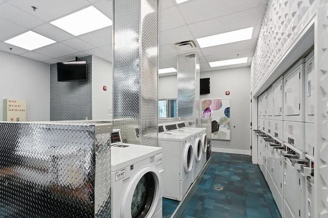 Laundry - $1,220 All-Inclusive 1 Bed Apartment Near UTK