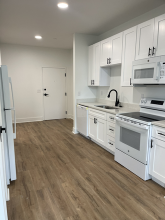 1 bedroom kitchen - 1162 Peabody Ave brand new apartments close to medical district. Studio: & 1 bedroom available