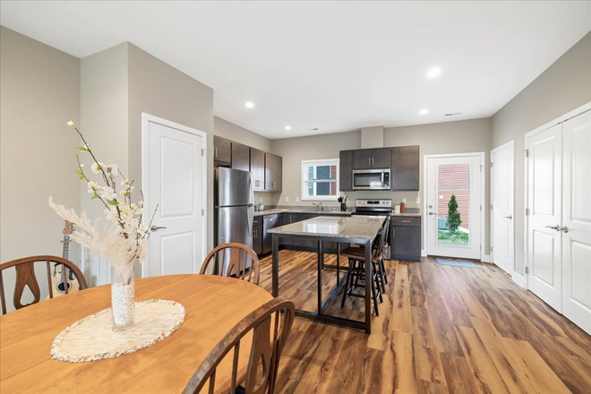 Photo - Brand New Townhouse Community in Blacksburg!