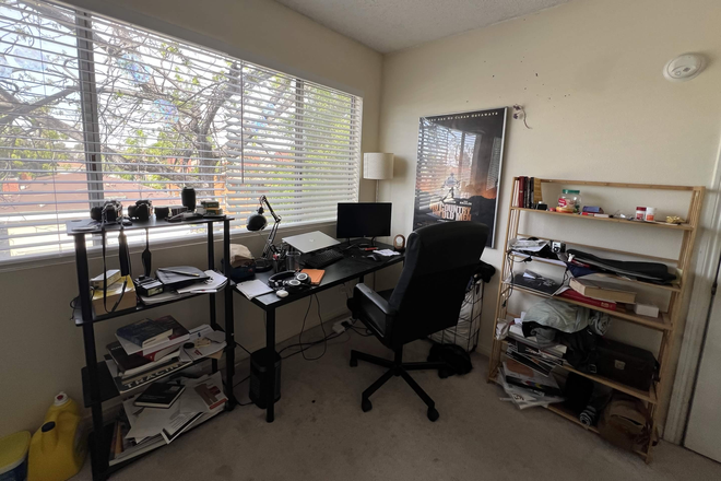 Bedroom for rent - 497 S El Molino Ave Condo