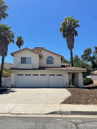 Outside of house - 9657 Pebble Brook Dr, Single Family House near campus