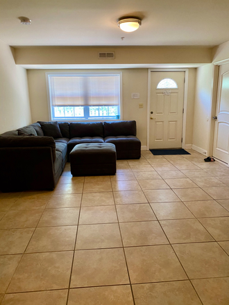 Living room - Private bath/avail Jun 1, 2026/walking distance to UMD/including all utilities/furnished House