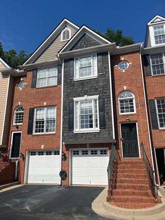 townhome exterior - Room for rent in beautiful townhome close to campus