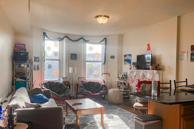 2 - 4 bedrooms/2 baths with laundry in unit and AC