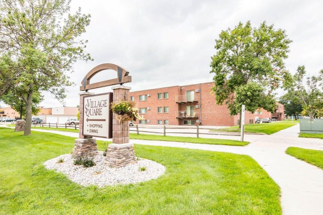 Outside View - Village Square Apartments