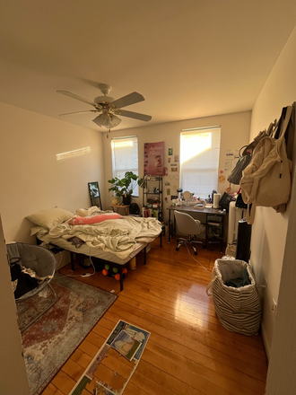 Bedroom - Summer Sublet on Westland Ave across Whole Foods, 5 min walk to Green and Orange L