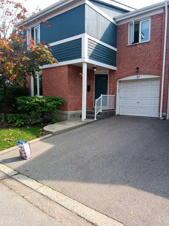 Street View - UTM Students: 2 Rooms for Rent – 5 Mins to Campus $800/month