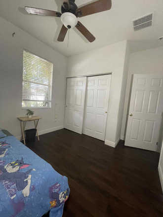 bedroom - Room for rent, private bath, shared bathroom House