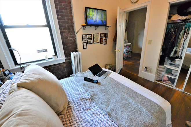 Bedroom 1 - 4 Bed on Hemenway - Available 9/1/26 Apartments