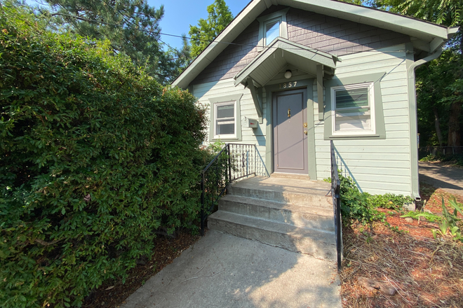 1 - August Preleasing: 1857 23rd St Duplex