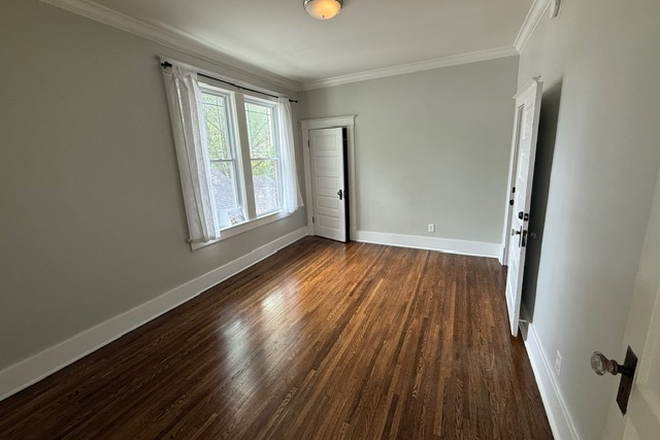 3rd Bedroom - 122 North Evergreen House
