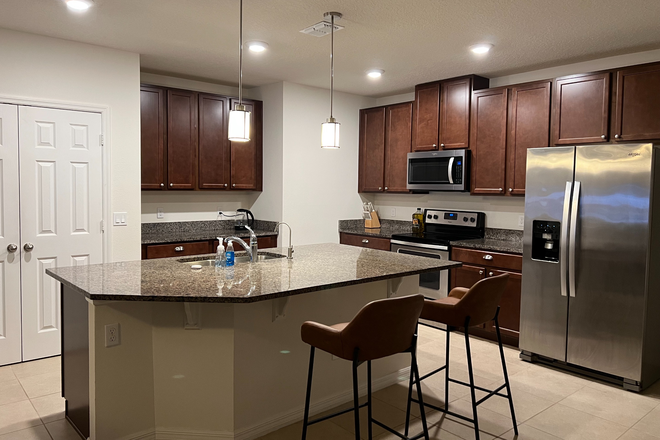 kitchen - Furnished private room with full bathroom, close to UCF, Lake Nona-Kissimme, Airport House