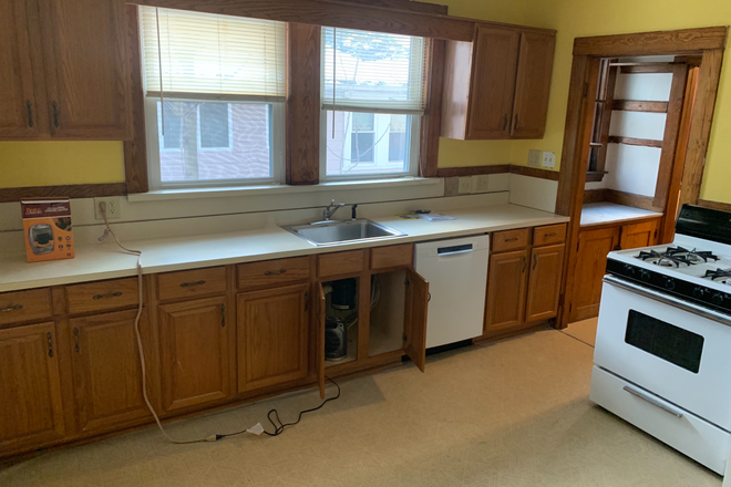 Kitchen - Deluxe Private Furnished bedrooms minutes to Harvard & MIT! Apartments