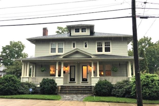 exterior - large 3 bed townhouse